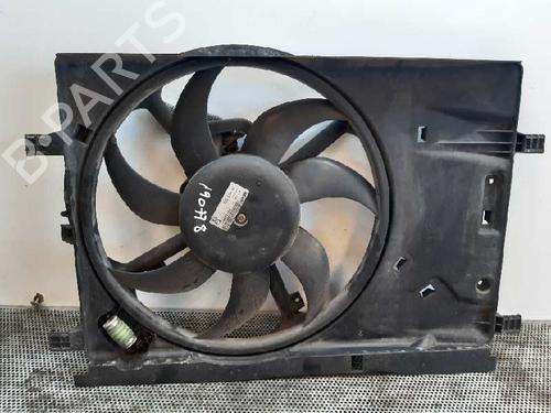 Used Radiator fan Radiator fan 4438187 4438187