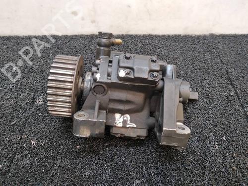 injection-pump-renault-megane-ii-saloon-lm01_-5ws40153-a2c2000754-8200430599-2003-10101784 main image
