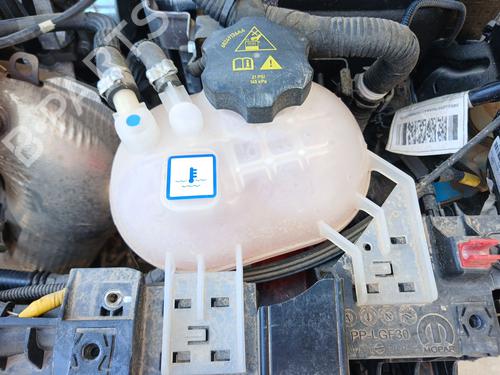 Used Expansion tank Expansion tank FIAT 500X (334_) 1.0 (334.AXN1B) (120 hp) 35949252 35949252