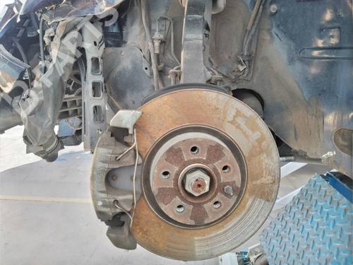 Used Left front steering knuckle Left front steering knuckle ALFA ROMEO GT (937_) 1.8 TS (937CXR1A) (140 hp) 8598914 8598914