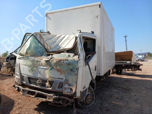 Used Parts NISSAN NT400 CABSTAR (F24M) 4433803