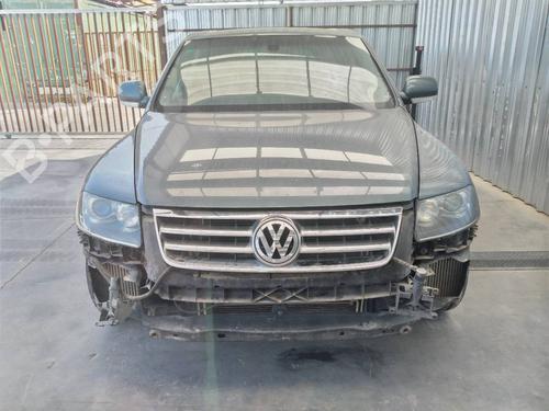 Verkleidung vorne rechts VW TOUAREG (7LA, 7L6, 7L7) 5.0 V10 TDI | BP9849904C59 