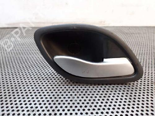 Used Front right interior door handle Front right interior door handle 5869178 5869178