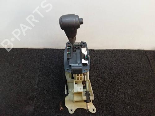 Used Gear lever KIA SPORTAGE II (JE_, KM_) 2.0 CRDi 4WD (113 hp) 7644584
