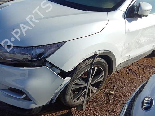 Used Left front fenders NISSAN QASHQAI II (J11, J11_) [2013-2025]  31051144