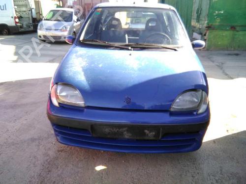Right headlight FIAT SEICENTO / 600 (187_) 1.1 (187AXB, 187AXB1A, 187AXC1A02) | BP2277039C29 