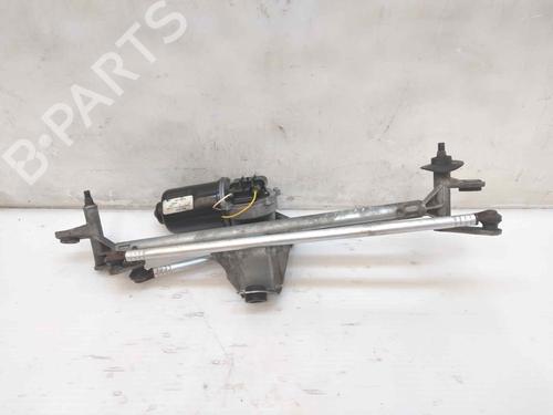 Used Front wiper motor OPEL CORSA C (X01) [2000-2009]  26440497