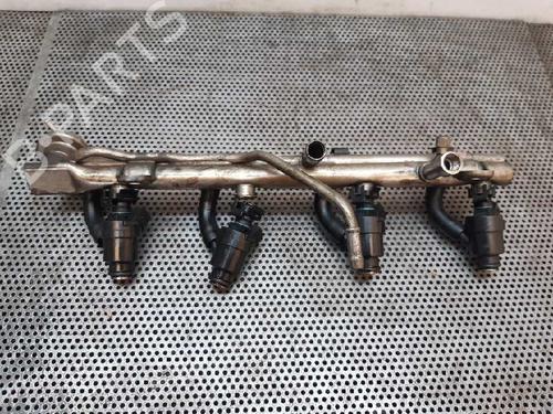 Used Injection rail Injection rail BMW 3 (E46) 318 i (118 hp) 6021201 6021201