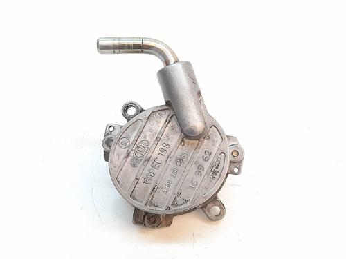 Used Vacuum pump MERCEDES-BENZ VITO Van (W638) 110 CDI 2.2 (638.094) (102 hp) 17718031