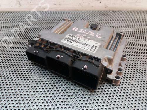 Used Engine control unit (ECU) FORD FIESTA VI (CB1, CCN) [2008-2017]  242432