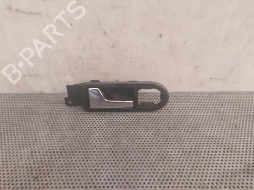 Venstre foran invendig håndtak VW PASSAT B5.5 (3B3) 1.9 TDI (130 hp) 3438473