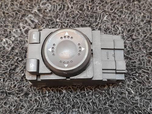 Used Mirror switch VW GOLF IV (1J1) 1.6 (100 hp) 7744957