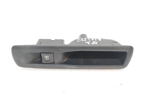 Used Right rear window switch Right rear window switch RENAULT MEGANE III Hatchback (BZ0/1_, B3_) [2008-2026] 13101257 13101257