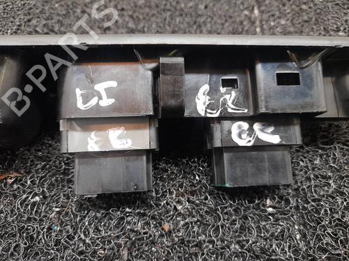 Left front window switch PEUGEOT 307 (3A/C) | BP8336441I27 - Image 2