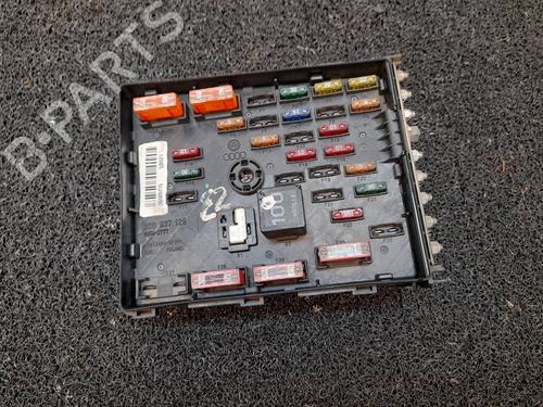 fuse-box-vw-passat-b6-variant-3c5-3c0937125-3c0937125-2005-2006-2007-2008-2009-2010-2011-8333603 main image