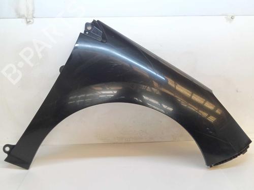 Used Right front fenders Right front fenders 37245717 37245717