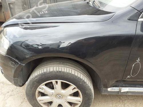 Używane Błotnik przedni lewy VW TOUAREG (7LA, 7L6, 7L7) 2.5 R5 TDI (174 hp) 28571394