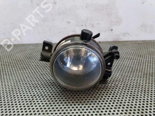 Used Right front fog light Right front fog light 2221883 2221883