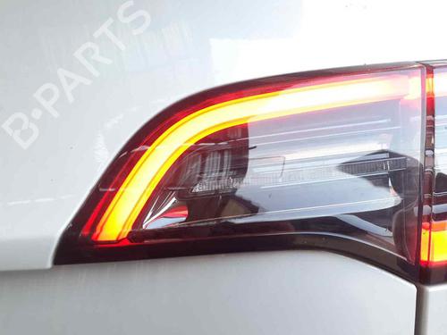 Right tailgate light TESLA MODEL Y (5YJY)  | BP29532466C80 