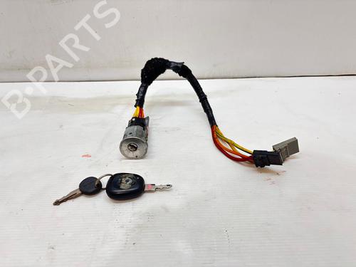 Used Electronic module RENAULT ESPACE III (JE0_) 2.0 (139 hp) 14047456
