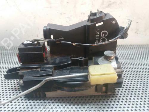 Used Front right lock OPEL VECTRA C (Z02) 1.9 CDTI (F69) (120 hp) 2243269