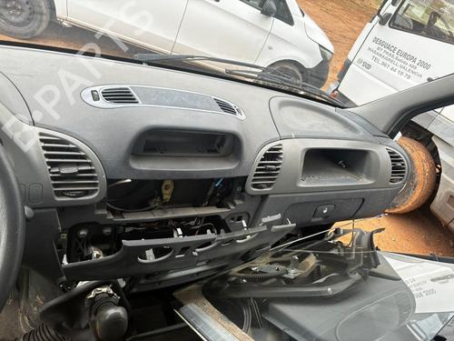 Used Dashboard Dashboard MERCEDES-BENZ SPRINTER 4-t Platform/Chassis (B904) [1995-2012] 32177204 32177204
