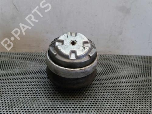 Engine mount MERCEDES-BENZ E-CLASS (W210) E 300 Turbo-D (210.025) | BP10243832M89 