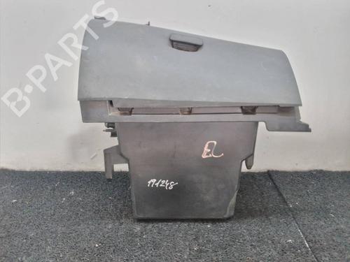 Used Glove box RENAULT MEGANE III Hatchback (BZ0/1_, B3_) 1.6 16V (BZ1B, BZ1H) (110 hp) 11016917