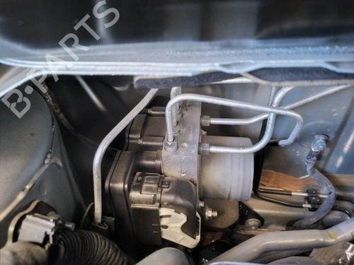 Used ABS pump ABS pump RENAULT CAPTUR II (HF_) E-TECH 145 (HFMU) (143 hp) 19688695 19688695