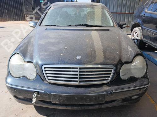 Brugte MERCEDES-BENZ C-CLASS (W203) C 220 CDI (203.006, 203.008) 4948426