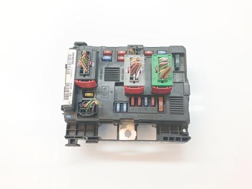 Used Fuse box Fuse box 36561000 36561000
