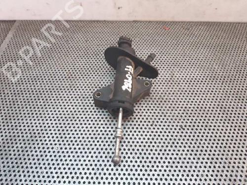 Used Clutch slave cylinder FORD MONDEO III Saloon (B4Y) 2.0 16V TDDi / TDCi (115 hp) 14035737