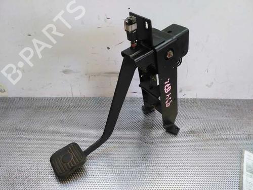 Pédale d'embrayage NISSAN ATLEON [2000-2025]  19260115