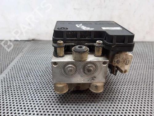 Used ABS pump SUZUKI GRAND VITARA I (FT, HT) 2.0 HDI 110 16V 4x4 (SQ420D, TD83V) (109 hp) 4820473