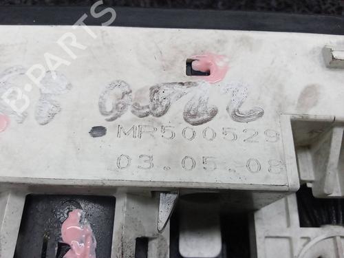 Climate control MITSUBISHI CARISMA (DA_) 1.9 DI-D (DA5A) | BP9098035I5 