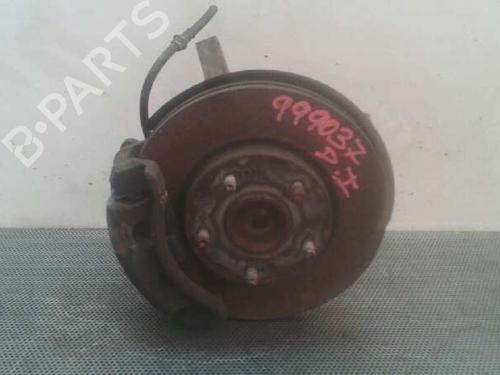 Used Left front steering knuckle HYUNDAI SANTA FÉ I (SM) 2.4 16V (146 hp) 1019563