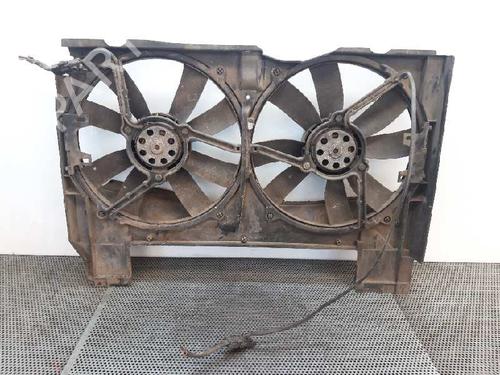 Used Radiator fan Radiator fan 2586707 2586707