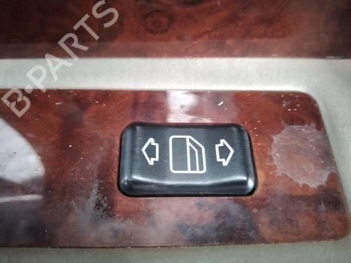Venstre bagtil elrude kontakt MERCEDES-BENZ S-CLASS (W140) S 300 Turbo-D (140.135) (177 hp) 9055068