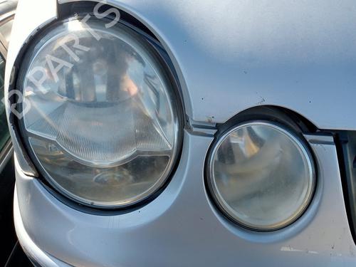 Phare droit VW POLO IV (9N_, 9A_) 1.9 SDI (64 hp) 31313165