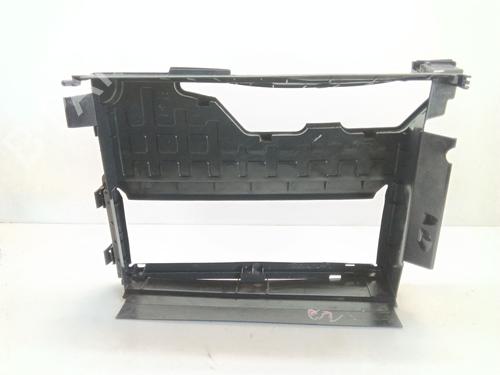 Frontplade/Frontkurv Frontplade/Frontkurv RENAULT CLIO IV (BH_) [2012-2021] 35721107 35721107