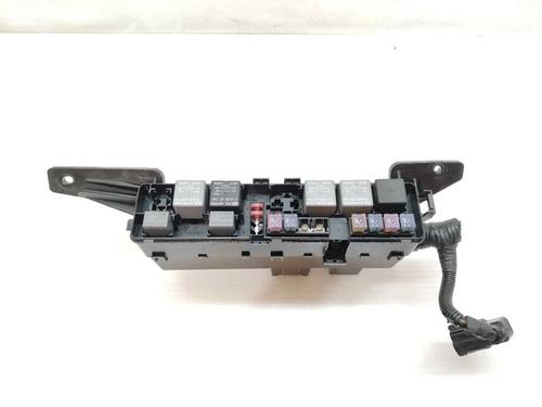 Used Fuse box Fuse box 28581731 28581731