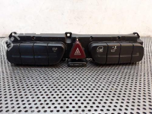 Warning switch MERCEDES-BENZ CLK (C209) CLK 270 CDI (209.316) 2038215679  | 3306010400 |