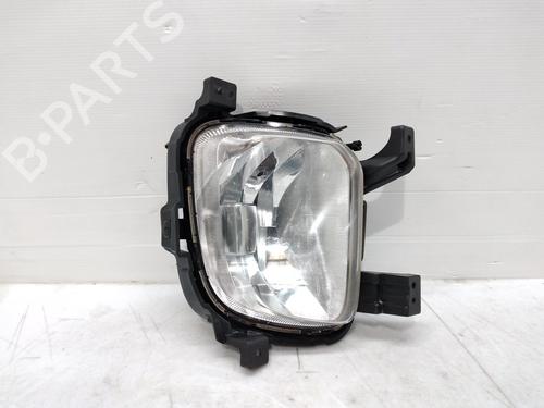 Used Right front fog light KIA CARENS IV 1.7 CRDi (116 hp) 31579486