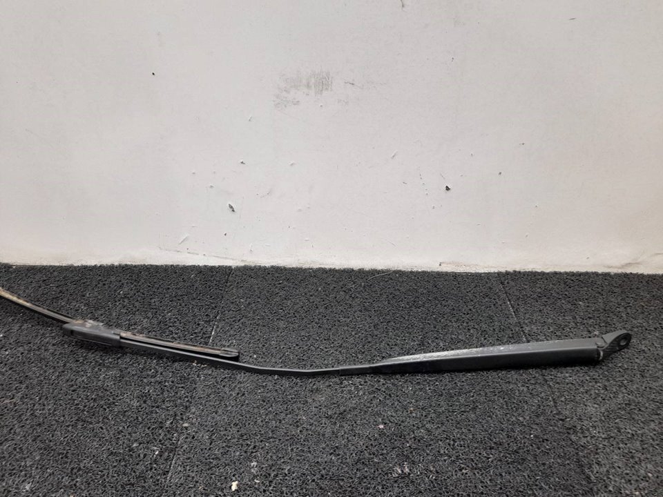 Front wipers mechanism RENAULT CLIO III (BR0/1, CR0/1) 1.5 dCi (BR17