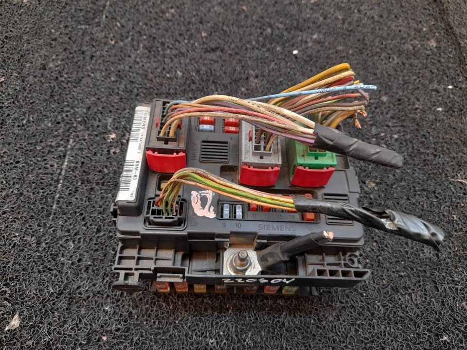 Fuse box CITROËN XSARA PICASSO (N68) 1.6 HDi 9952845 BParts