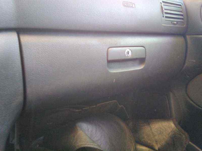 Glove box SKODA OCTAVIA I (1U2) 1.9 TDI BParts