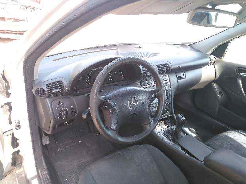 Fuse box MERCEDESBENZ CCLASS (W203) C 180 Kompressor (203.046) BParts