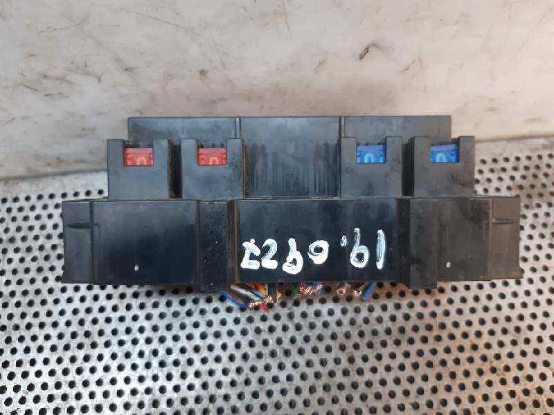 Boîte à Fusibles NISSAN NT400 CABSTAR (F24M) 35.14, 45.14 | B-Parts
