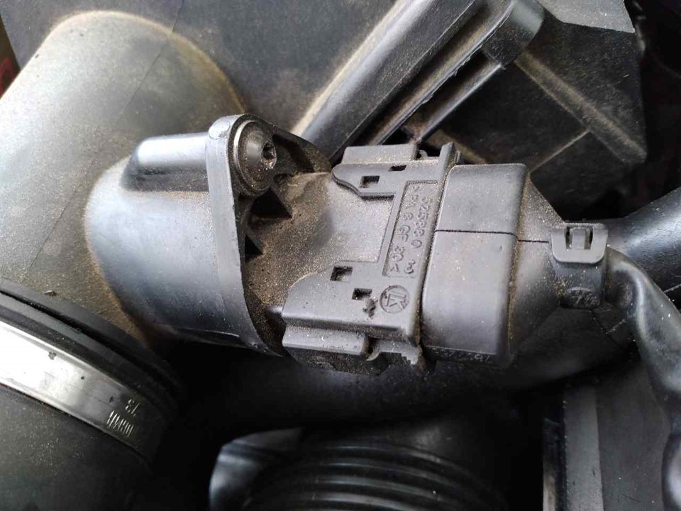 Mass air flow sensor MERCEDESBENZ CCLASS (W203) C 270 CDI (203.016