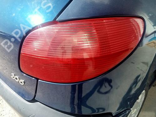 Right taillight PEUGEOT 206 Hatchback (2A/C) 1.9 D | BP18108246C35 